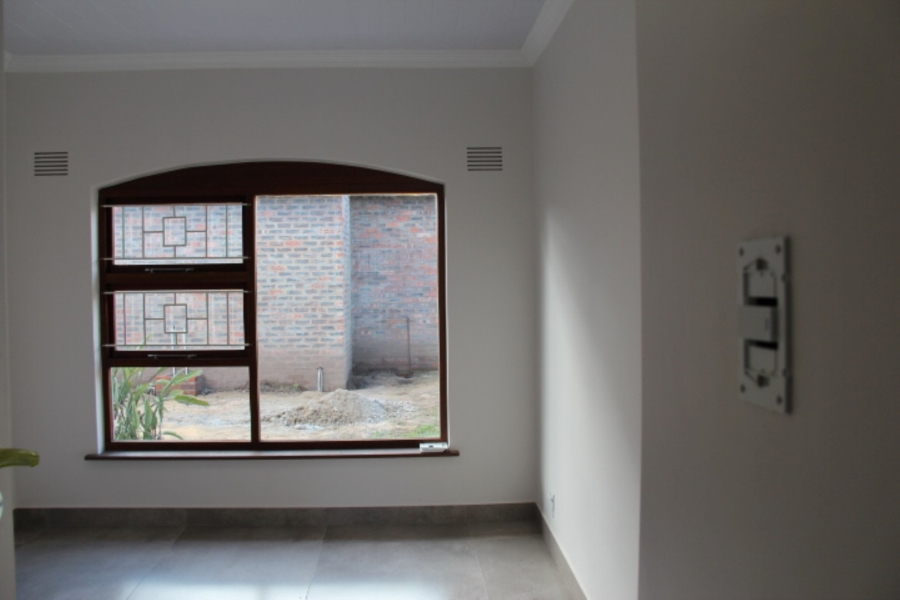 To Let 4 Bedroom Property for Rent in Dormehls Drift Western Cape